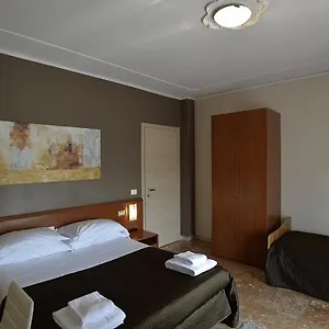 Alojamento de Acomodação e Pequeno-almoço Mariclà, Verona